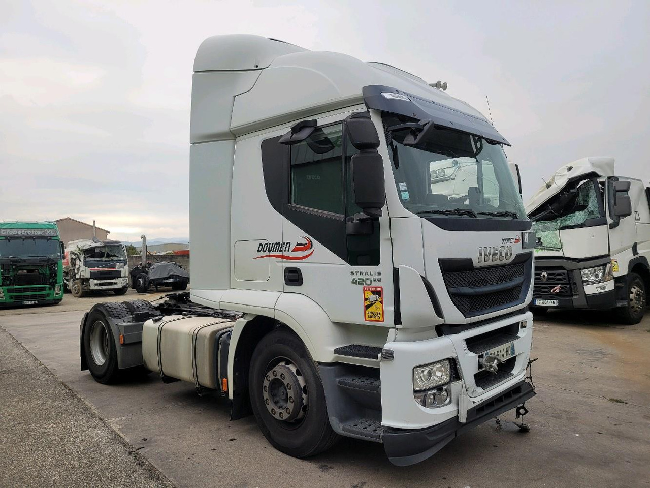 IVECO STRALIS 440S42 4X2 - Xe đầu kéo: hình 1 IVECO STRALIS 440S42 4X2 - Xe đầu kéo: hình 1