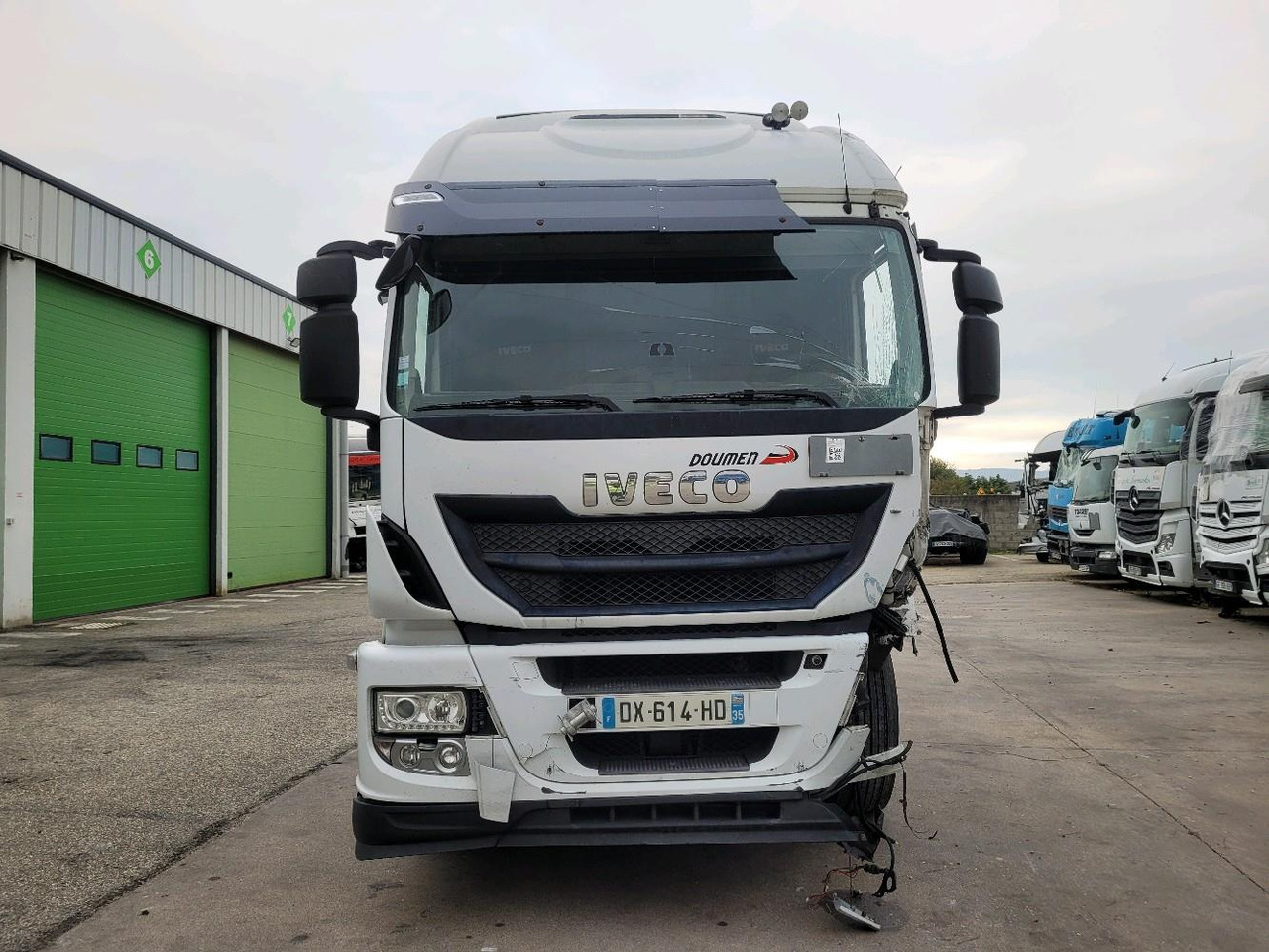 IVECO STRALIS 440S42 4X2 - Xe đầu kéo: hình 2 IVECO STRALIS 440S42 4X2 - Xe đầu kéo: hình 2