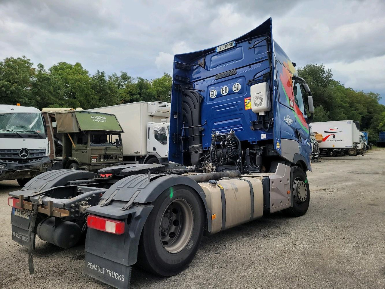 RENAULT T HIGH 520 DTI 13 - Xe đầu kéo: hình 4 RENAULT T HIGH 520 DTI 13 - Xe đầu kéo: hình 4