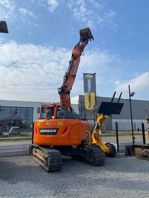 Doosan DX140 LCR-5 - Máy xúc bánh xích: hình 2 Doosan DX140 LCR-5 - Máy xúc bánh xích: hình 2