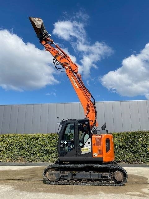 Hitachi 135US-6 - Máy xúc bánh xích: hình 3 Hitachi 135US-6 - Máy xúc bánh xích: hình 3
