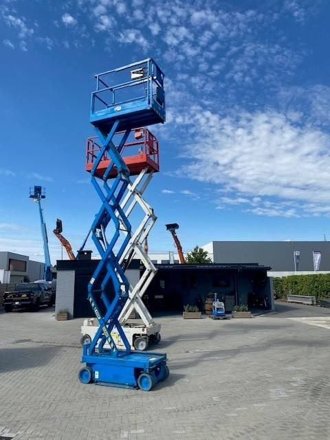 SkyJack SJ III 3219 - Máy nâng người hình kéo: hình 5 SkyJack SJ III 3219 - Máy nâng người hình kéo: hình 5
