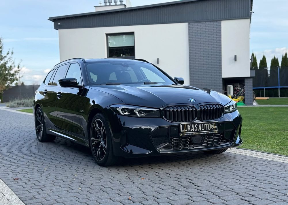 BMW Seria 3 - Xe wagon: hình 3 BMW Seria 3 - Xe wagon: hình 3