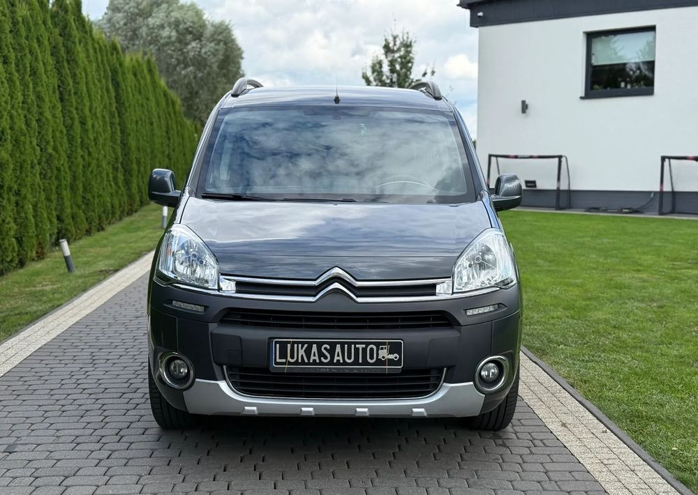 Citroën Berlingo 1.6 HDi XTR - Xe hơi: hình 2 Citroën Berlingo 1.6 HDi XTR - Xe hơi: hình 2