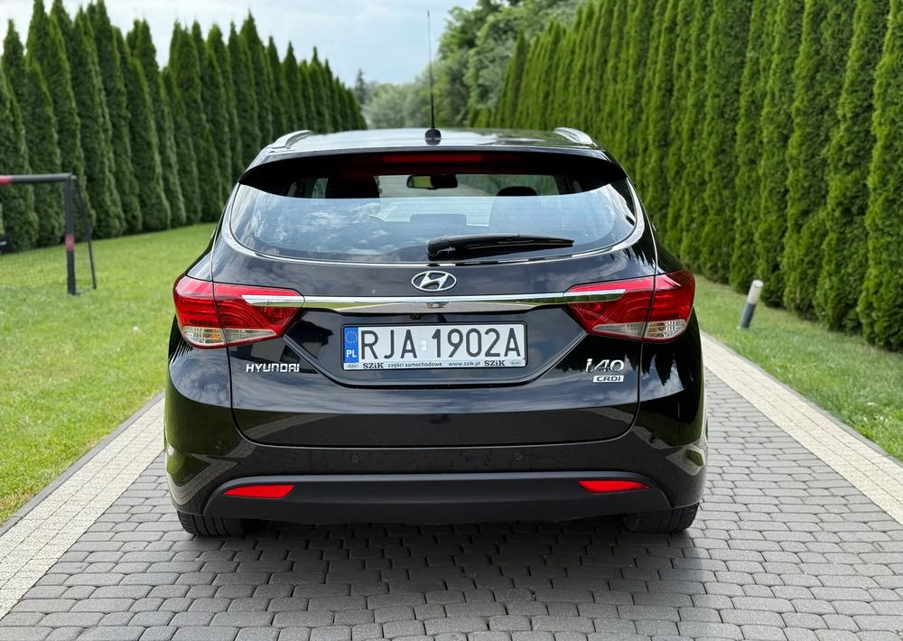 Hyundai i40 1.7 CRDi Comfort - Xe wagon: hình 5 Hyundai i40 1.7 CRDi Comfort - Xe wagon: hình 5