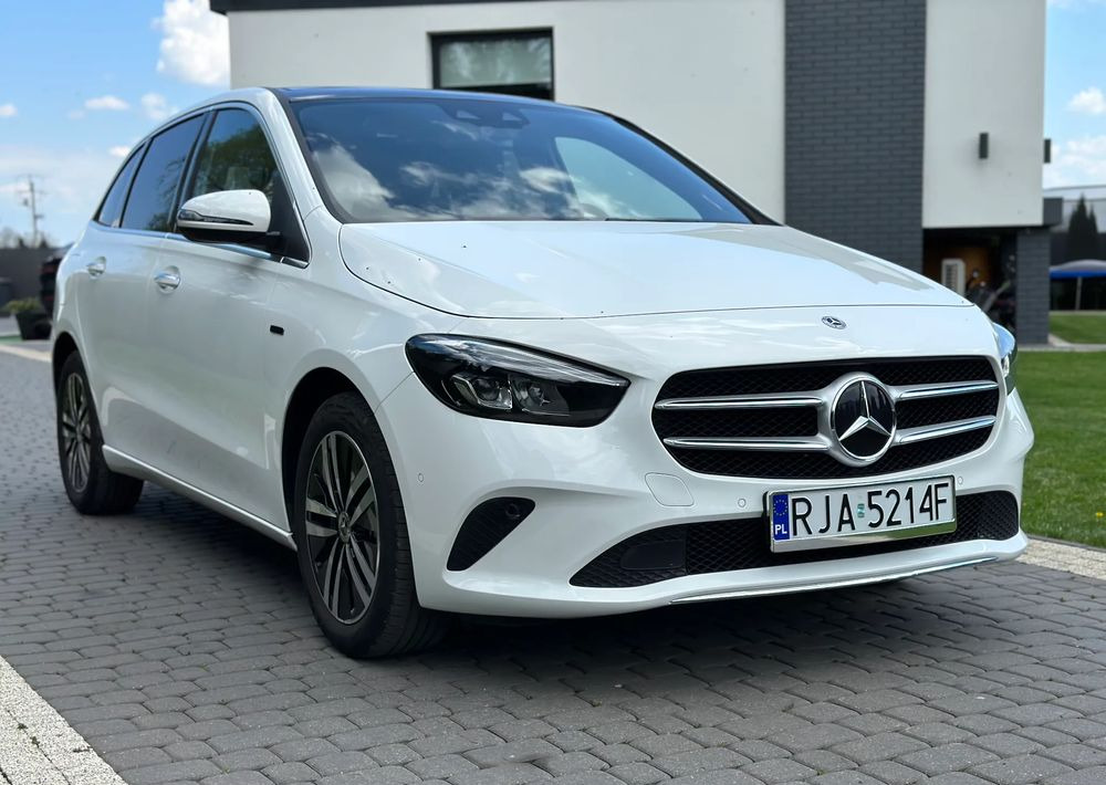 Mercedes-Benz Klasa B - Sedan: hình 3 Mercedes-Benz Klasa B - Sedan: hình 3