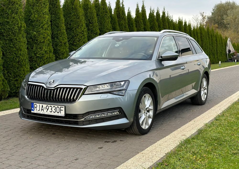Skoda Superb 2.0 TDI SCR Style DSG - Xe wagon: hình 1 Skoda Superb 2.0 TDI SCR Style DSG - Xe wagon: hình 1