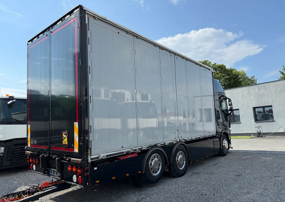 Cho thuê  Volvo FH16 660 HP TANDEM 6x2 LIMITED EDITION Volvo FH16 660 HP TANDEM 6x2 LIMITED EDITION: hình 16