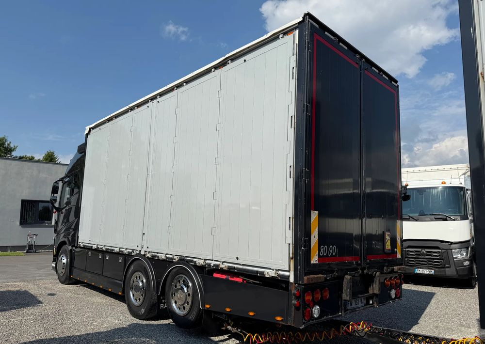Cho thuê  Volvo FH16 660 HP TANDEM 6x2 LIMITED EDITION Volvo FH16 660 HP TANDEM 6x2 LIMITED EDITION: hình 9