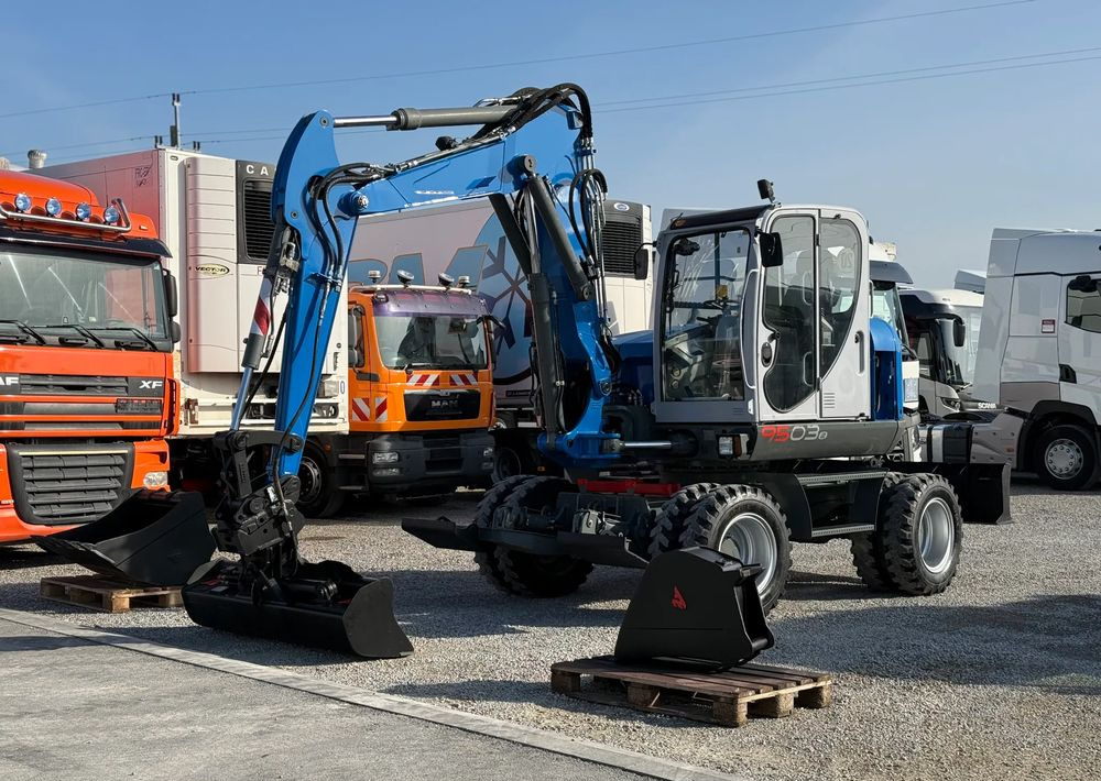 Wacker Neuson 9503-2 TRZY ŁYŻKI - Máy xúc bánh lốp: hình 1 Wacker Neuson 9503-2 TRZY ŁYŻKI - Máy xúc bánh lốp: hình 1