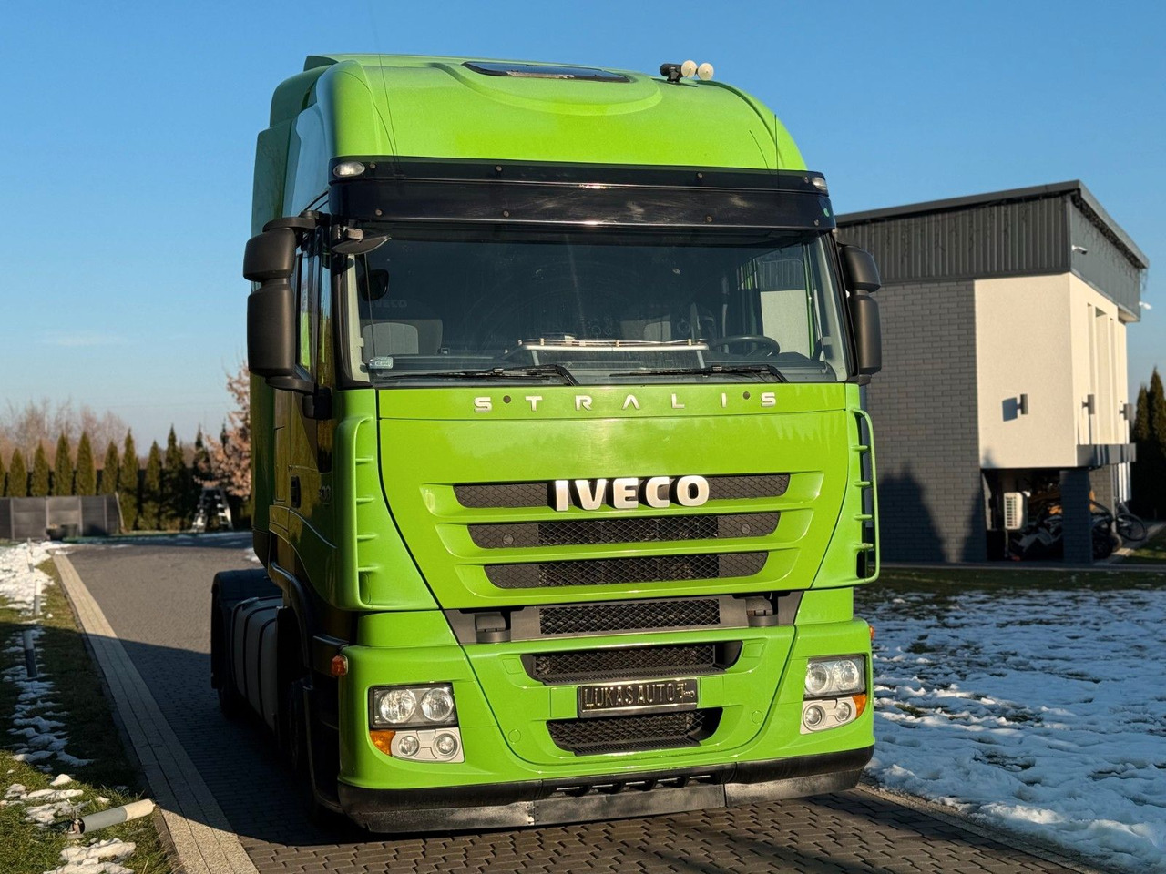 Iveco STRALIS 500 LOW DECK MANUAL - Xe đầu kéo: hình 3 Iveco STRALIS 500 LOW DECK MANUAL - Xe đầu kéo: hình 3