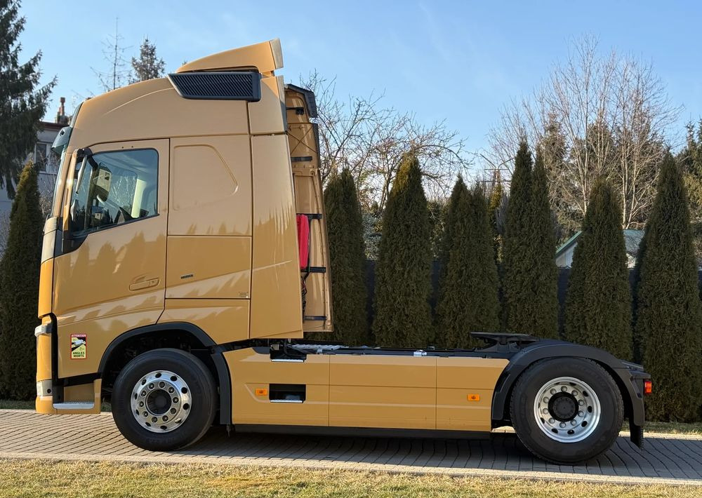 Volvo FH 460 PARK COOL - Xe đầu kéo: hình 4 Volvo FH 460 PARK COOL - Xe đầu kéo: hình 4