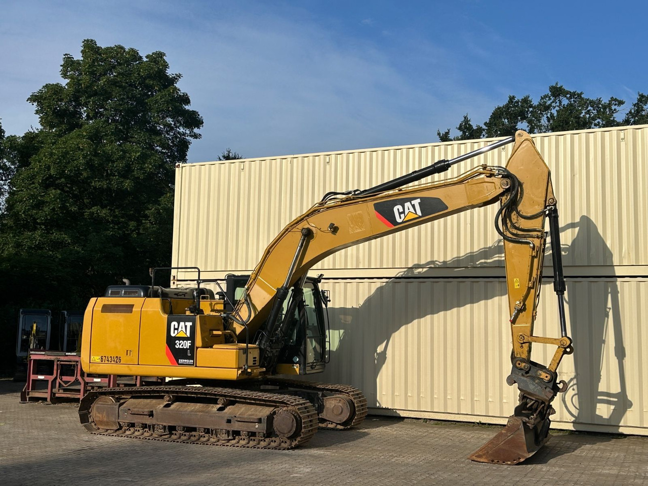 CAT 320FL / 2017 BJ / 9.933 H / Deutsche Maschine - Máy xúc bánh xích: hình 4 CAT 320FL / 2017 BJ / 9.933 H / Deutsche Maschine - Máy xúc bánh xích: hình 4