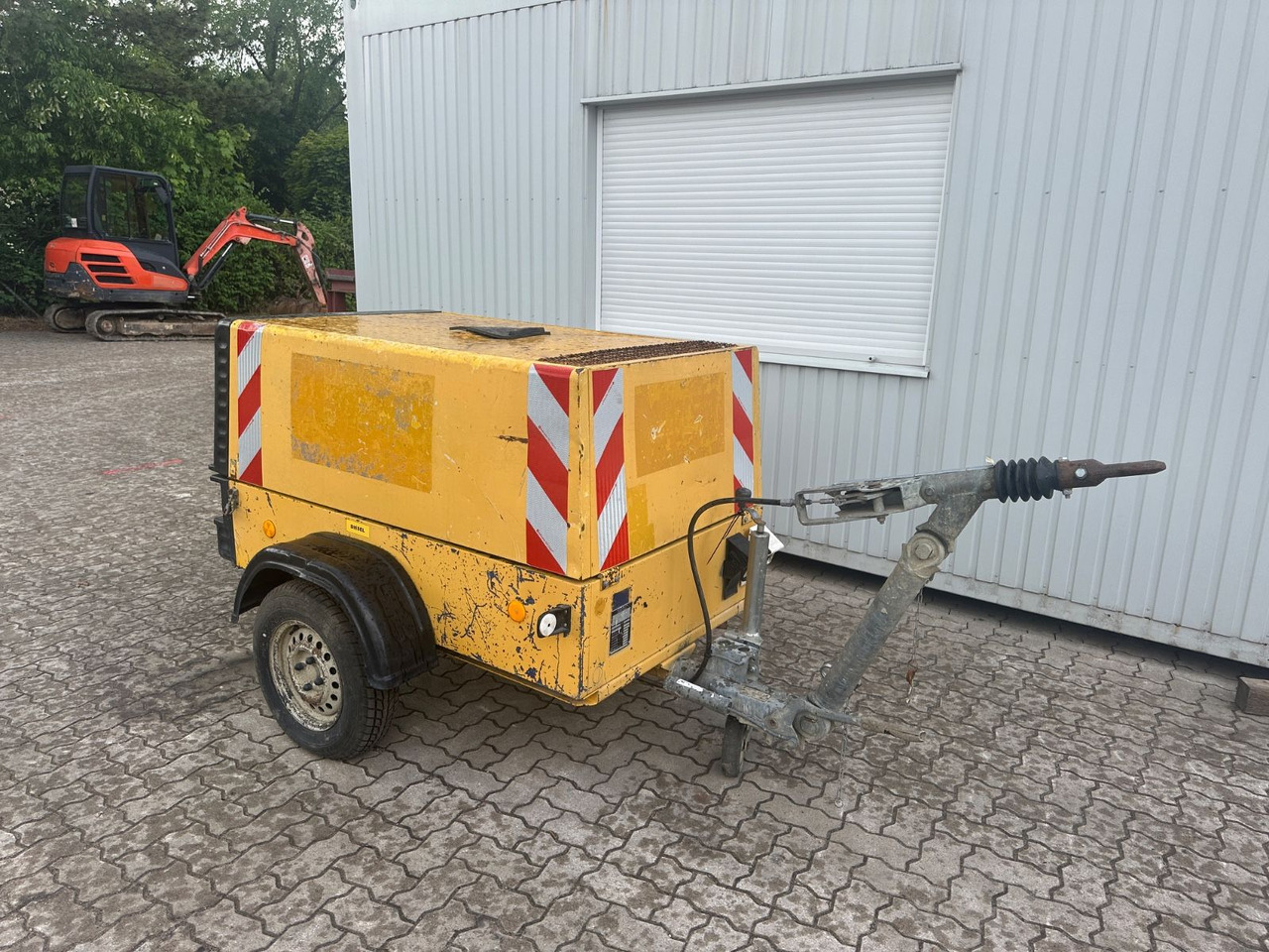 Compair C38 / DLT0406 Kompressor /1.978 H/ 7 Bar - Máy nén khí: hình 2 Compair C38 / DLT0406 Kompressor /1.978 H/ 7 Bar - Máy nén khí: hình 2