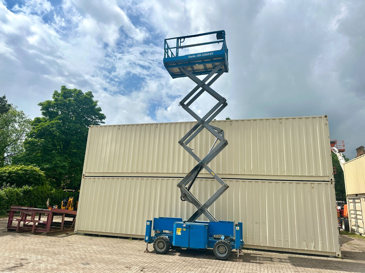 Genie GS3369RT 4x4 Scherenbühne, 12 Meter - Máy nâng người hình kéo: hình 4 Genie GS3369RT 4x4 Scherenbühne, 12 Meter - Máy nâng người hình kéo: hình 4