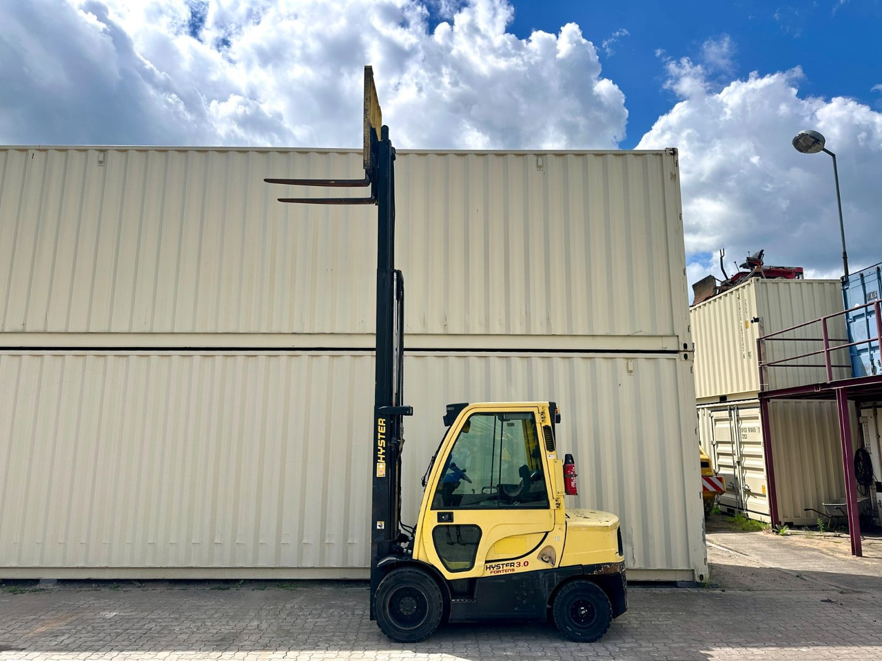 Hyster H3.0FT / Diesel / Triplex / Ex Armee - Xe nâng diesel: hình 5 Hyster H3.0FT / Diesel / Triplex / Ex Armee - Xe nâng diesel: hình 5