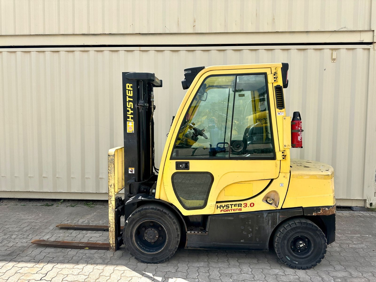 Hyster H3.0FT / Diesel / Triplex / Ex Armee - Xe nâng diesel: hình 2 Hyster H3.0FT / Diesel / Triplex / Ex Armee - Xe nâng diesel: hình 2