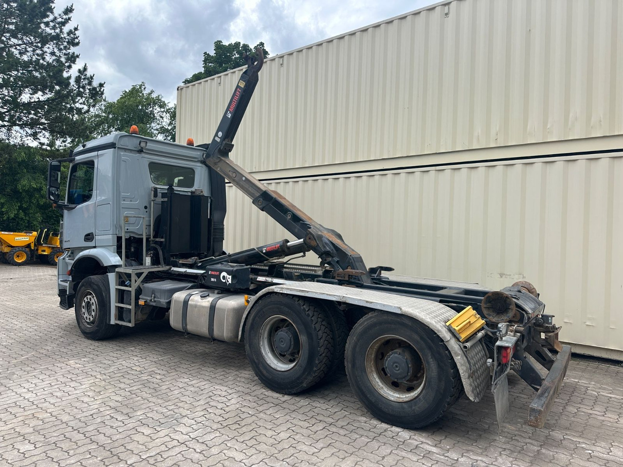 Mercedes-Benz Arocs 2643/Hiab M. /1. Hd /R.St. 3.90m/265.773KM - Xe tải nâng móc: hình 3 Mercedes-Benz Arocs 2643/Hiab M. /1. Hd /R.St. 3.90m/265.773KM - Xe tải nâng móc: hình 3