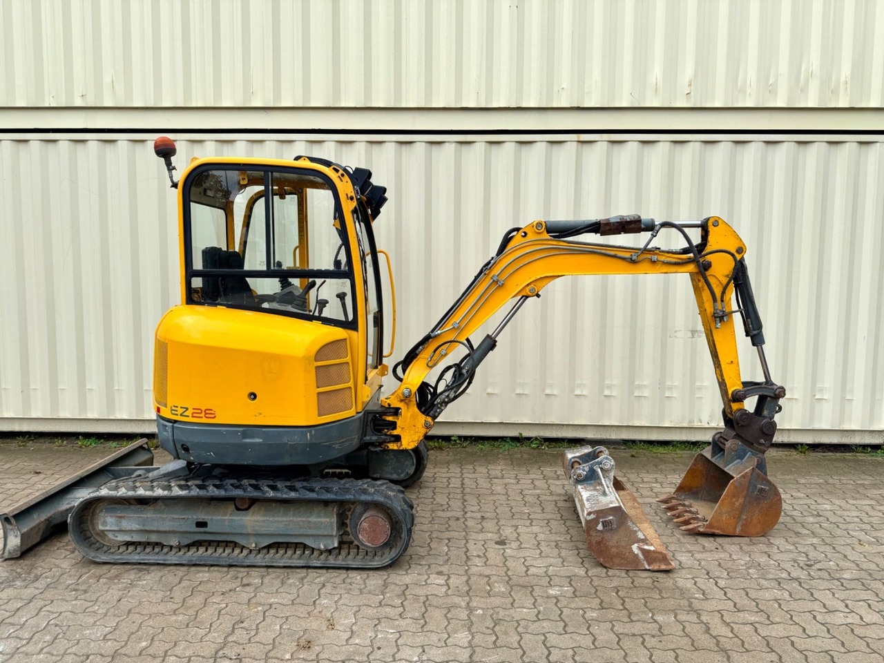 Wacker EZ28 / 2014 BJ / 2 x Löffel - Máy xúc mini: hình 5 Wacker EZ28 / 2014 BJ / 2 x Löffel - Máy xúc mini: hình 5