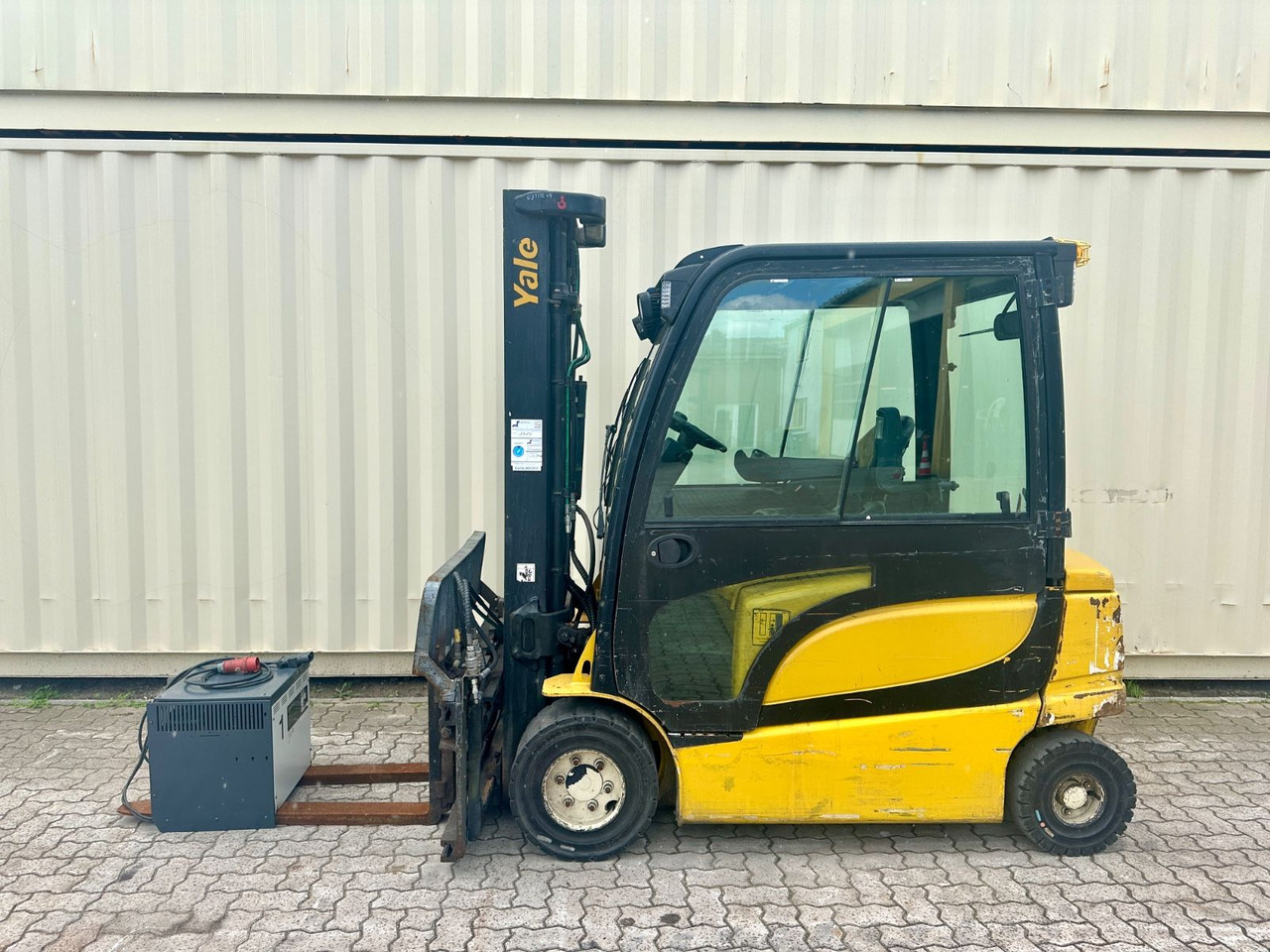 Yale ERP30VL / Seitenschieber + Zinkenverstellung - Xe nâng điện: hình 2 Yale ERP30VL / Seitenschieber + Zinkenverstellung - Xe nâng điện: hình 2