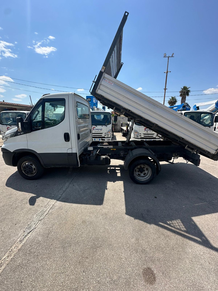 IVECO DAILY 35C12 - Xe ben: hình 3 IVECO DAILY 35C12 - Xe ben: hình 3