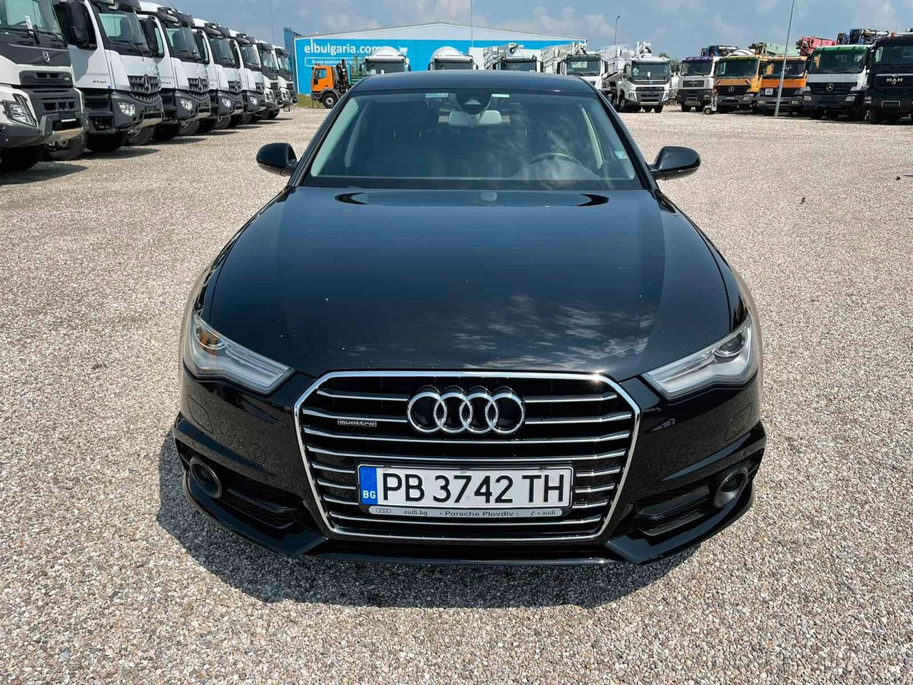 Audi A6 2.0 TDI S tronic quattro - Sedan: hình 2 Audi A6 2.0 TDI S tronic quattro - Sedan: hình 2