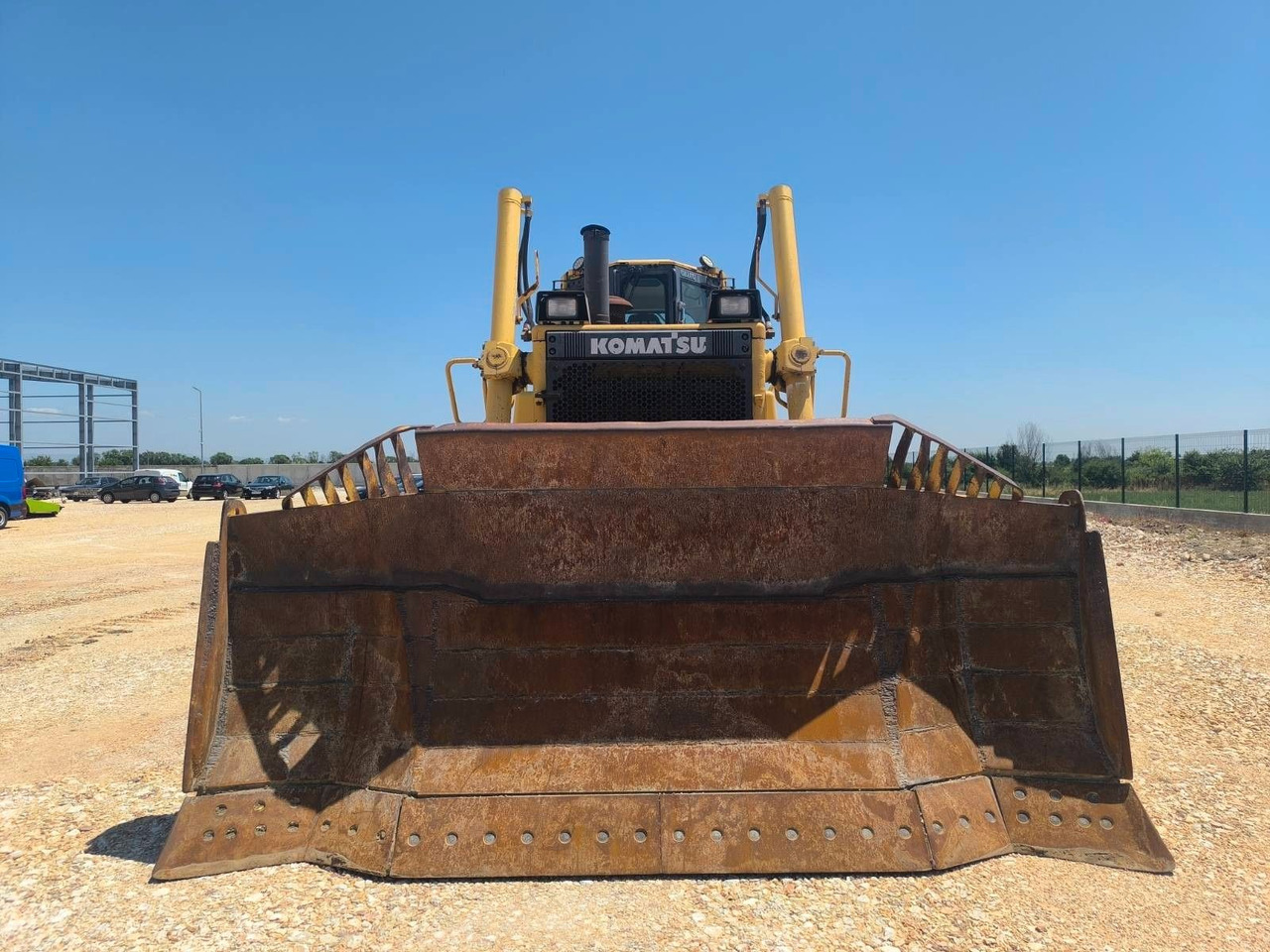 Komatsu D155AX-6 - Máy ủi: hình 2 Komatsu D155AX-6 - Máy ủi: hình 2