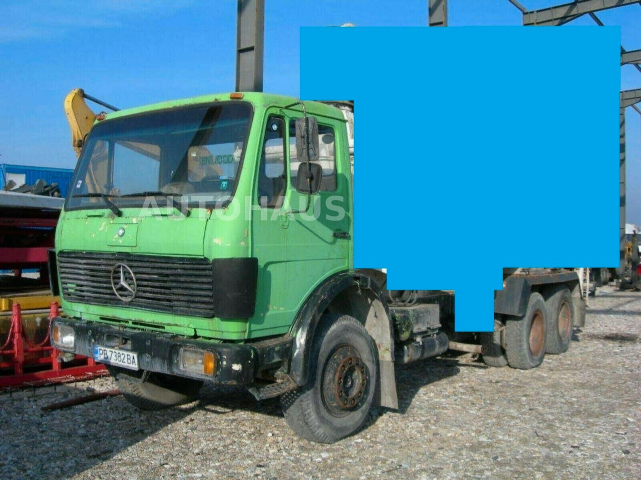 Mercedes-Benz 2222 - Xe bơm bê tông: hình 1 Mercedes-Benz 2222 - Xe bơm bê tông: hình 1
