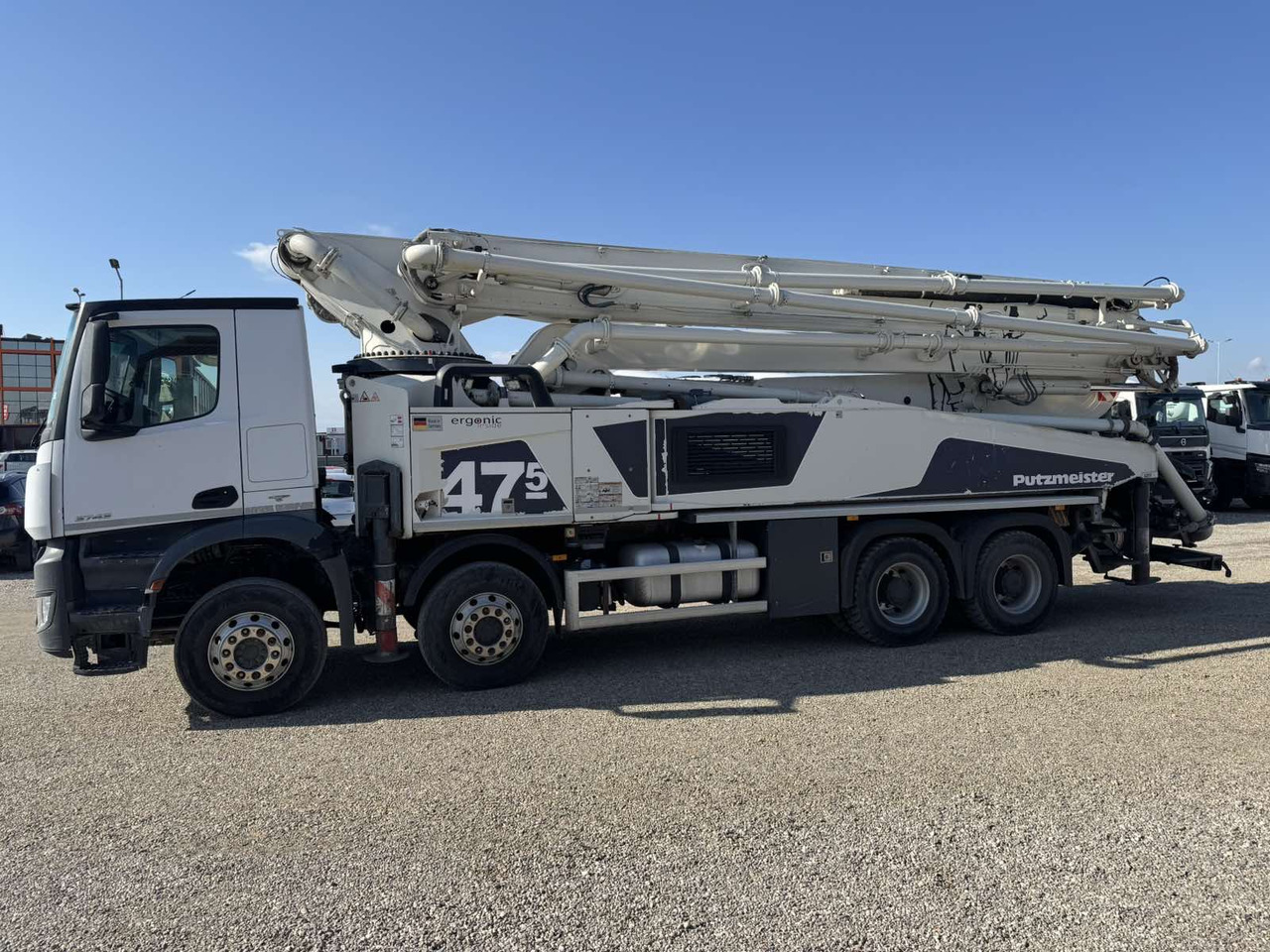Mercedes-Benz AROCS 3743 PUTZMEISTER M47-5 - Xe bơm bê tông: hình 4 Mercedes-Benz AROCS 3743 PUTZMEISTER M47-5 - Xe bơm bê tông: hình 4