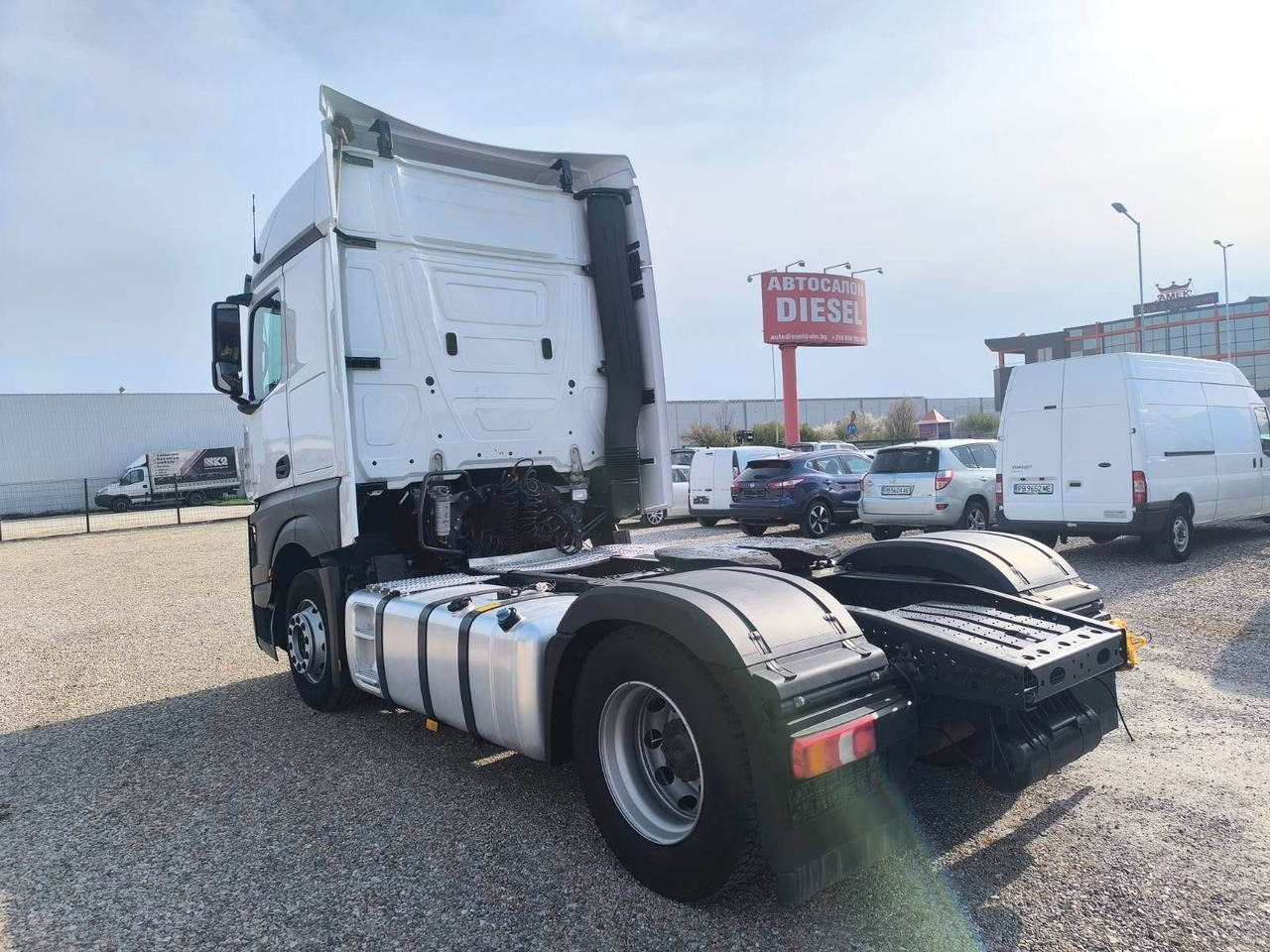 Mercedes-Benz Actros 1845 - Xe đầu kéo: hình 5 Mercedes-Benz Actros 1845 - Xe đầu kéo: hình 5