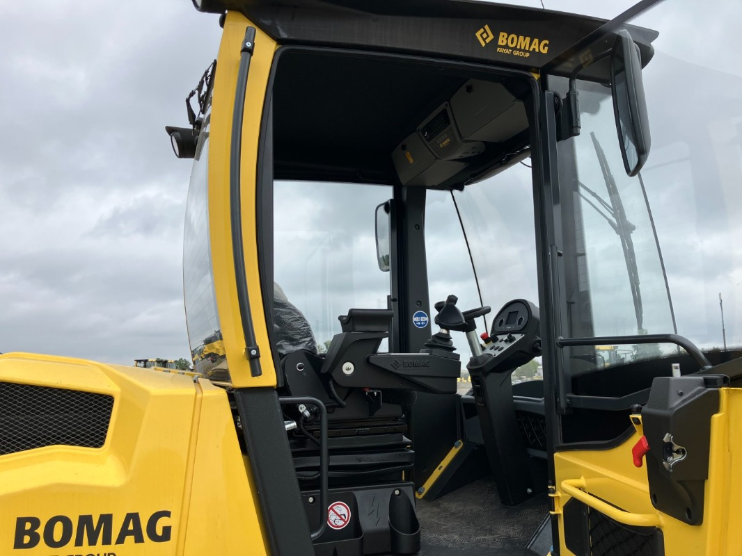 Máy lăn BOMAG DE BW 177 D-5  Stage V/Tier 4f: hình 13