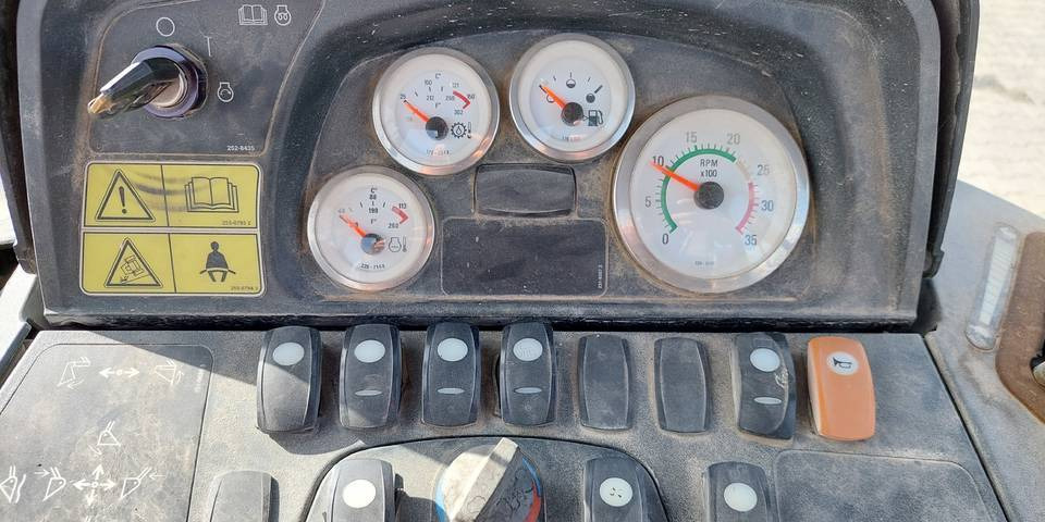 Máy xúc trước múc sau CAT Caterpillar 428E: hình 11