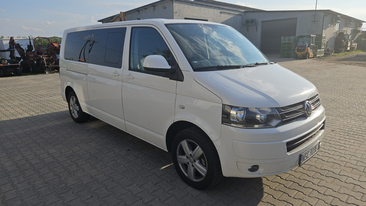 Volkswagen Multivan 180KM 4Motion 4x4 automat DSG długi - Xe hơi: hình 4 Volkswagen Multivan 180KM 4Motion 4x4 automat DSG długi - Xe hơi: hình 4
