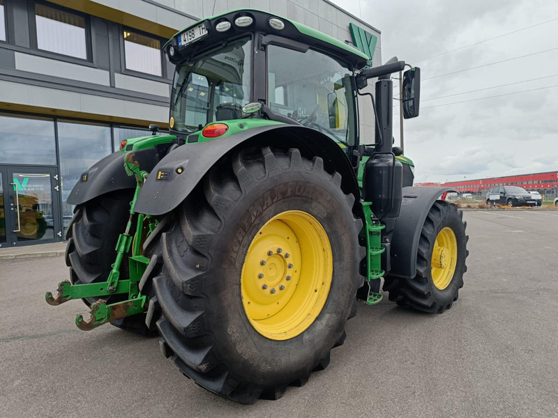 John Deere 6215R - Máy cày: hình 3 John Deere 6215R - Máy cày: hình 3