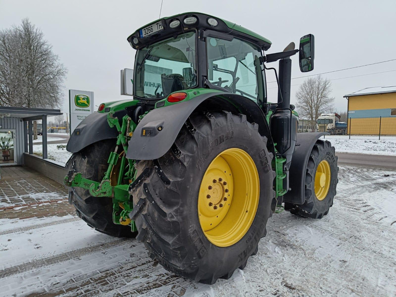 John Deere 6215R - Máy cày: hình 3 John Deere 6215R - Máy cày: hình 3