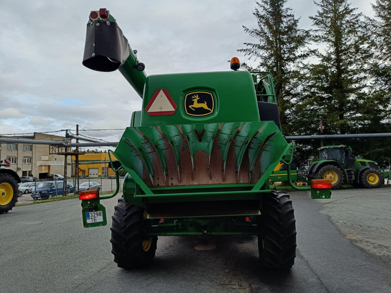 John Deere T550 - Máy gặt đập: hình 4 John Deere T550 - Máy gặt đập: hình 4