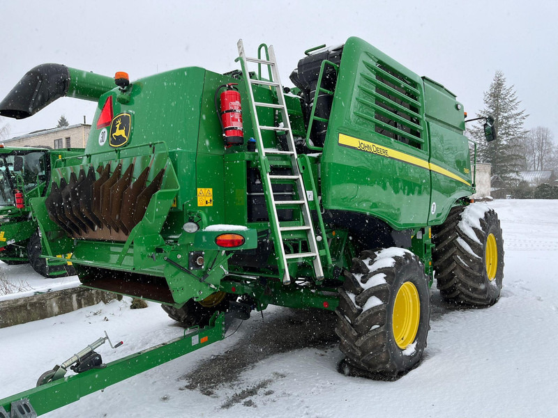 John Deere T660 - Máy gặt đập: hình 5 John Deere T660 - Máy gặt đập: hình 5