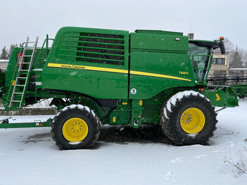 John Deere T660 - Máy gặt đập: hình 1 John Deere T660 - Máy gặt đập: hình 1