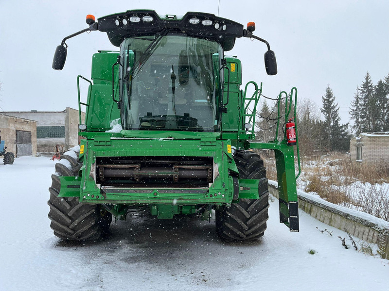 John Deere T660 - Máy gặt đập: hình 3 John Deere T660 - Máy gặt đập: hình 3