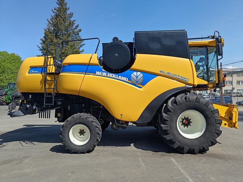 New Holland CX6090 - Máy gặt đập: hình 2 New Holland CX6090 - Máy gặt đập: hình 2