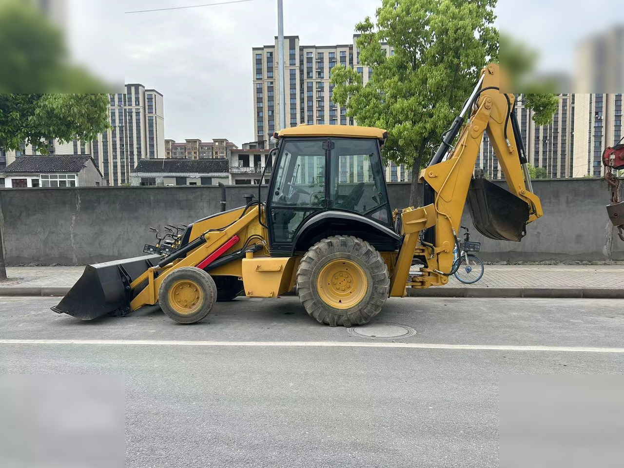 CASE 580 - Máy xúc trước múc sau: hình 5 CASE 580 - Máy xúc trước múc sau: hình 5