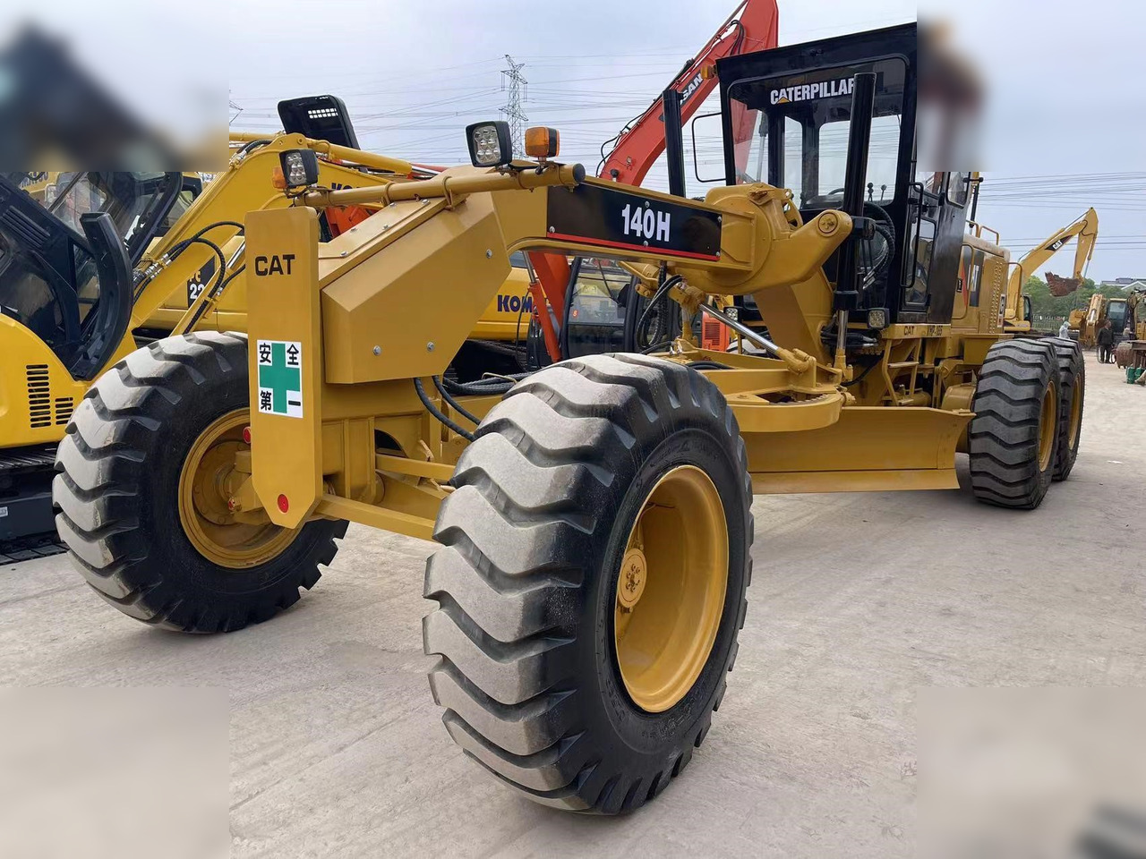 CATERPILLAR 140H - Máy san: hình 2 CATERPILLAR 140H - Máy san: hình 2