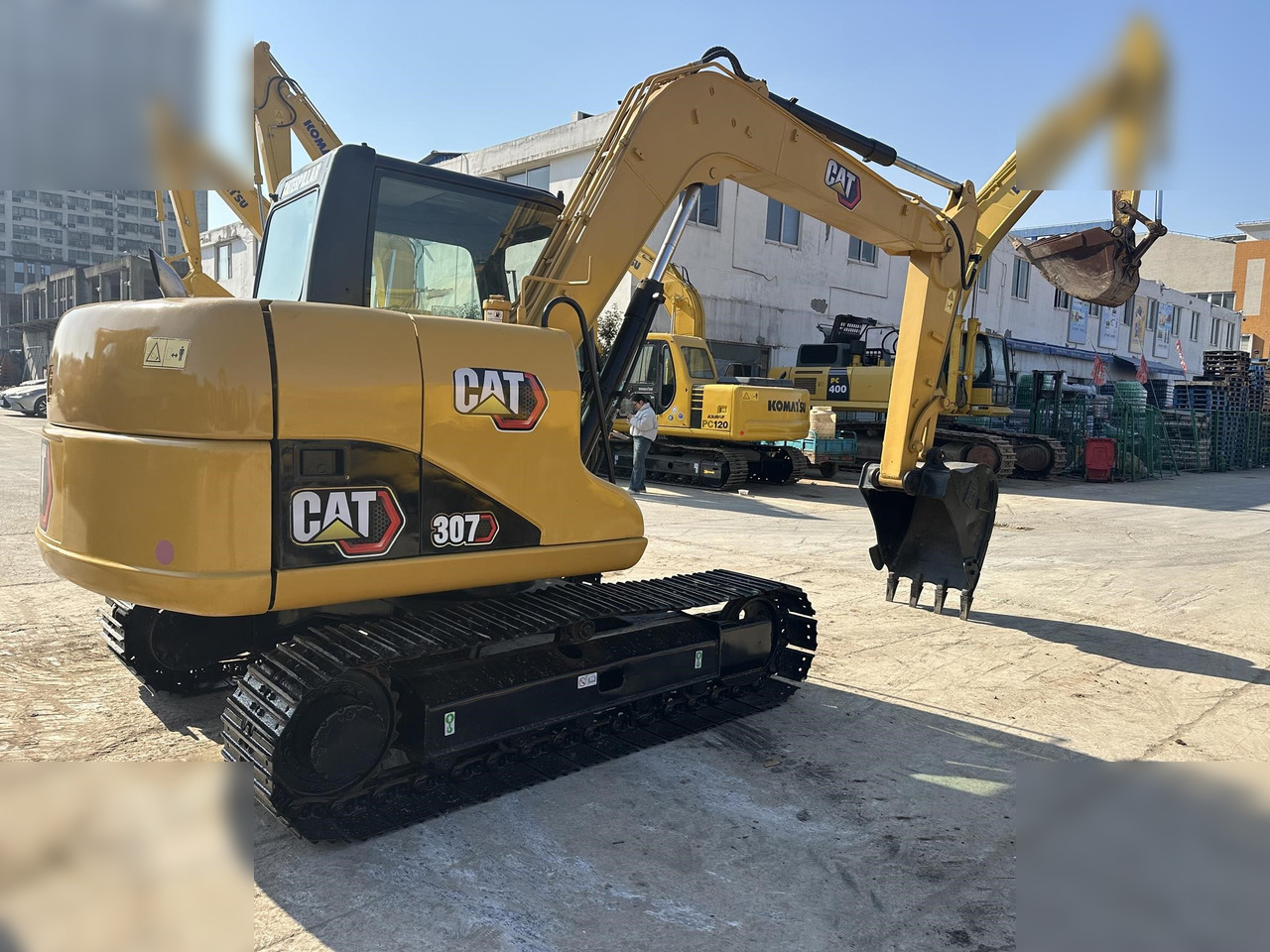 CATERPILLAR 307D - Máy xúc bánh xích: hình 2 CATERPILLAR 307D - Máy xúc bánh xích: hình 2