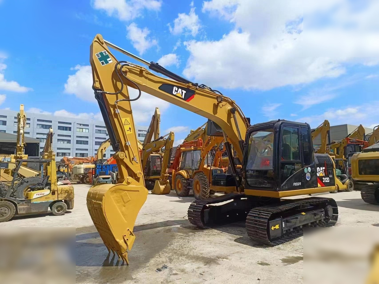 CATERPILLAR 312D - Máy xúc bánh xích: hình 1 CATERPILLAR 312D - Máy xúc bánh xích: hình 1