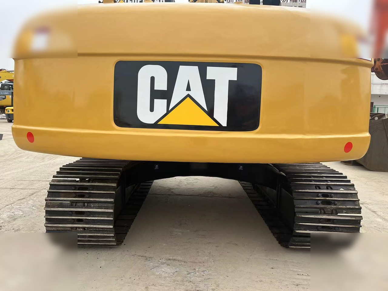 CATERPILLAR 320C - Máy xúc bánh xích: hình 3 CATERPILLAR 320C - Máy xúc bánh xích: hình 3