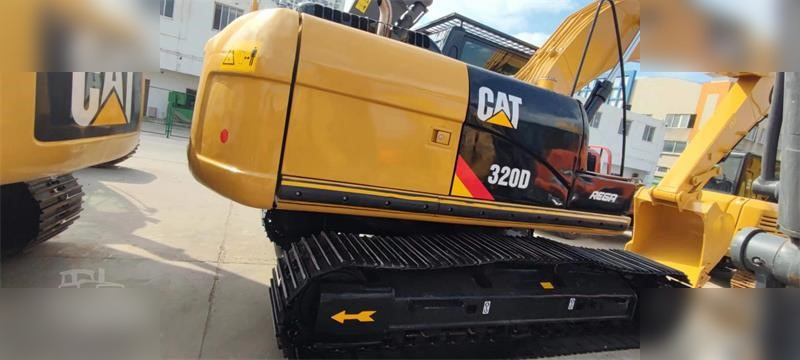 CATERPILLAR 320D - Máy xúc bánh xích: hình 3 CATERPILLAR 320D - Máy xúc bánh xích: hình 3