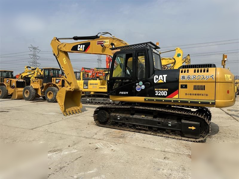 CATERPILLAR 320D - Máy xúc bánh xích: hình 1 CATERPILLAR 320D - Máy xúc bánh xích: hình 1