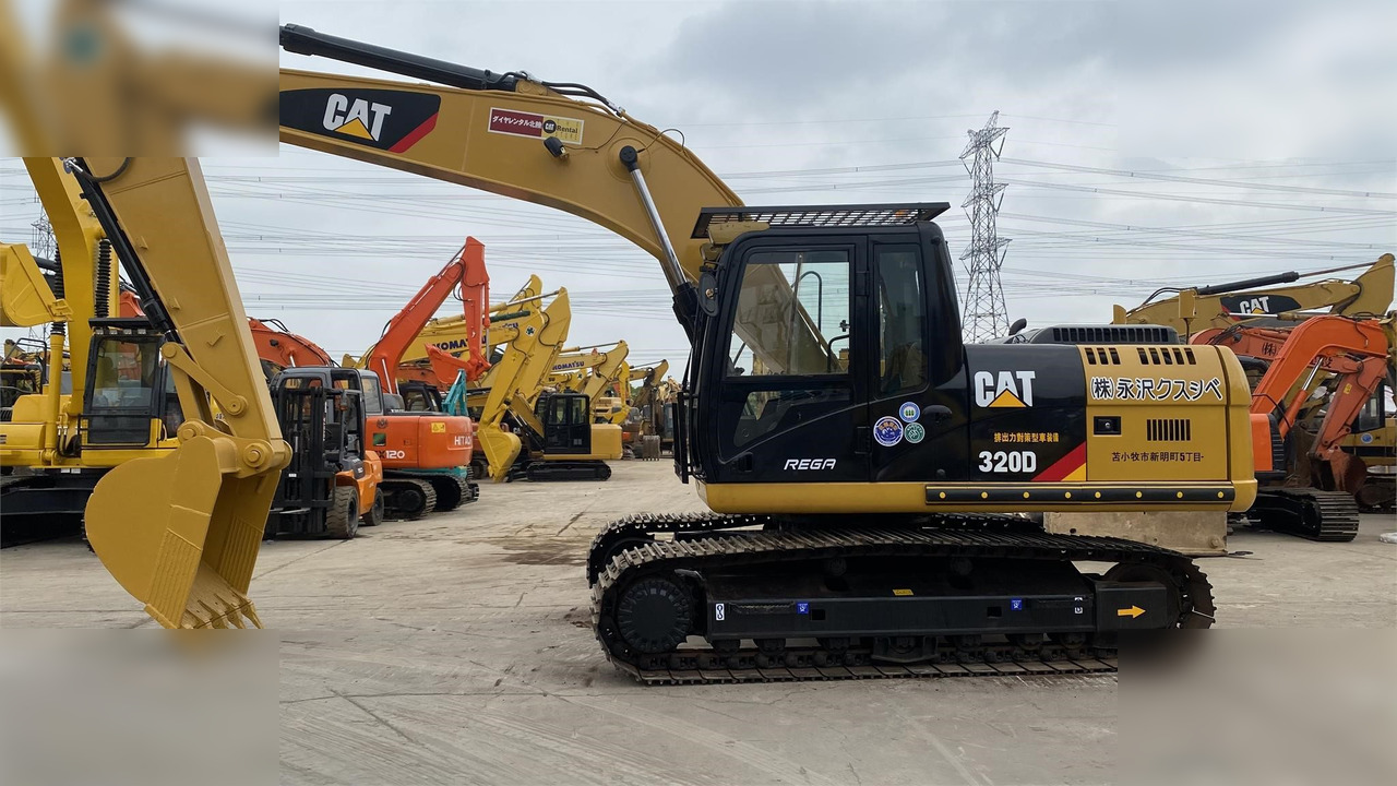 CATERPILLAR 320D - Máy xúc bánh xích: hình 1 CATERPILLAR 320D - Máy xúc bánh xích: hình 1