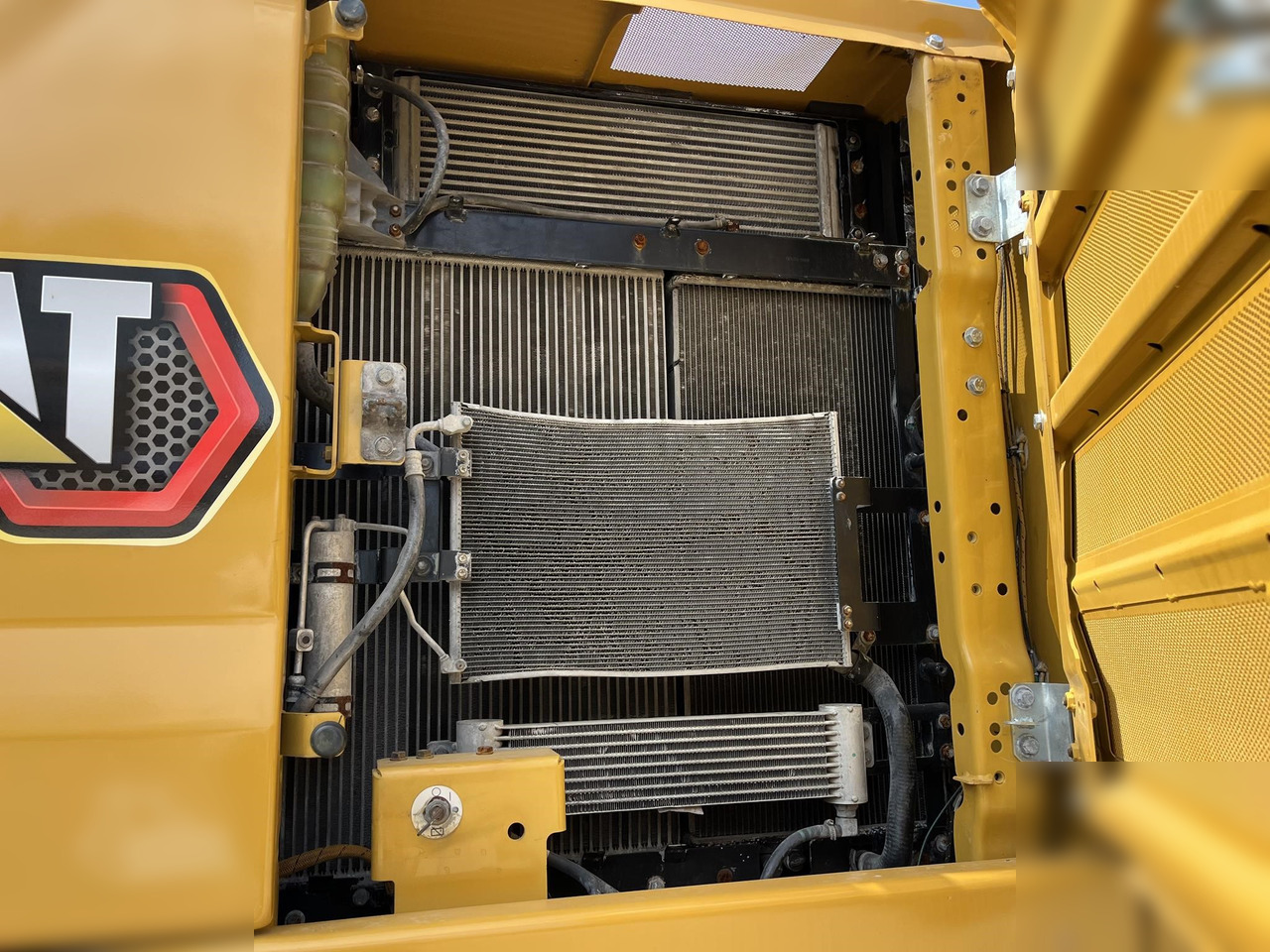 Máy xúc bánh xích CATERPILLAR 323: hình 8