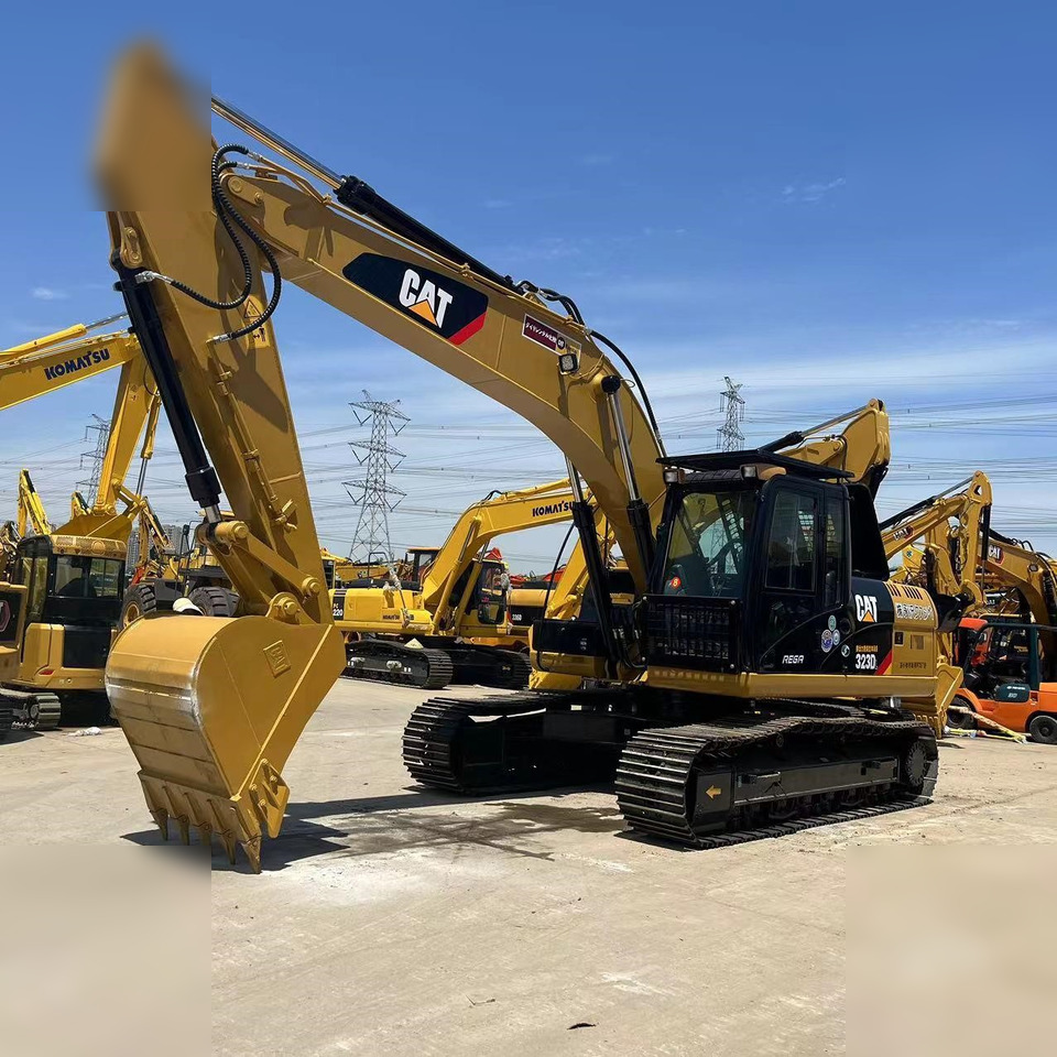 CATERPILLAR 323DL - Máy xúc bánh xích: hình 1 CATERPILLAR 323DL - Máy xúc bánh xích: hình 1